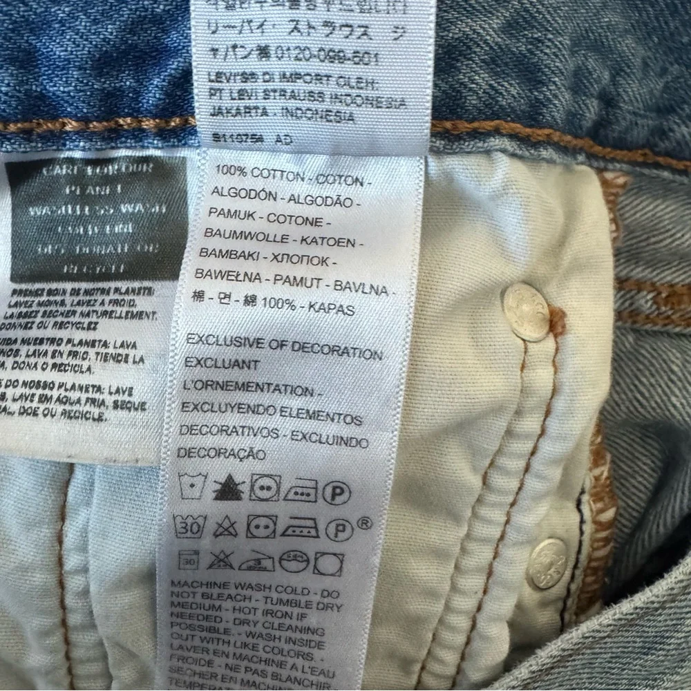 Levi's 501 Original Fit High Rise Shorts SZ 29 - Picture 6 of 6